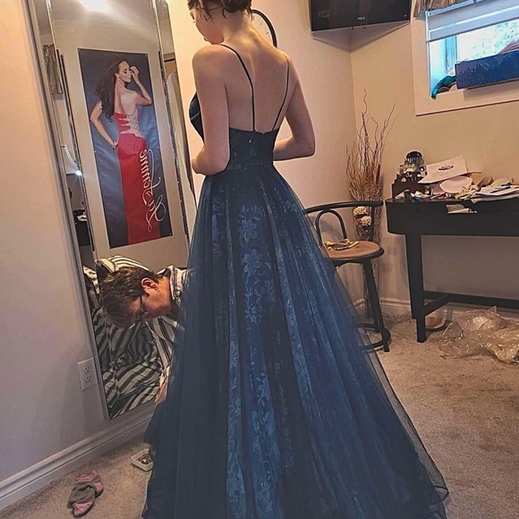 Monsini prom dress - Picture 4 of 6